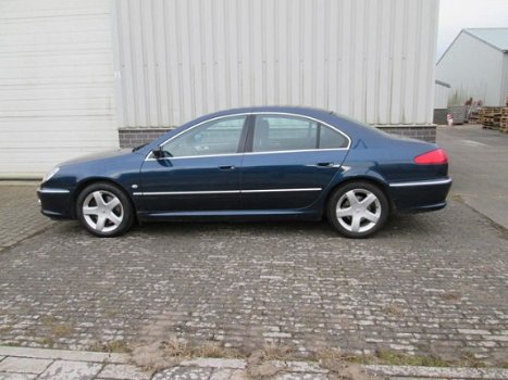 Peugeot 607 - 2.2-16V Référence - 1