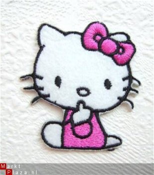 Mooie Hello Kitty in fuchsia paars, strijkapplicatie ~ 5,5 cm - 4