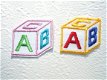 ABC blokken strijkapplicatie ~ 4,5 cm ~ Fel - 2 - Thumbnail