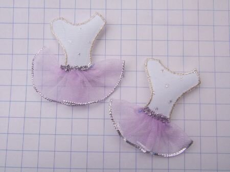 Schattige lila ballet jurkje, strijkapplicatie ~ 5,5 cm - 3