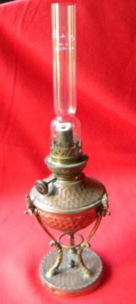 Antieke Hollandse petroleumlamp ca 1860.