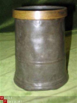 Antieke tinnen quart met bronzen rand ca 1850. hoogte 15 cm - 2