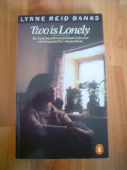 Two is lonely by Lynne Reid Banks - 1