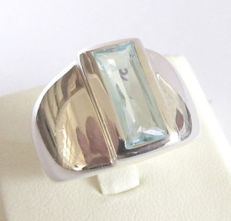 NIEUW Brede zilveren RING li-blauw zirkonia INCLUSIEF VERZENDEN. - nr. 1