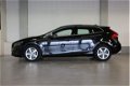 Volvo V40 - 1.6 T3 R-DESIGN Navi | PDC | Camera - 1 - Thumbnail