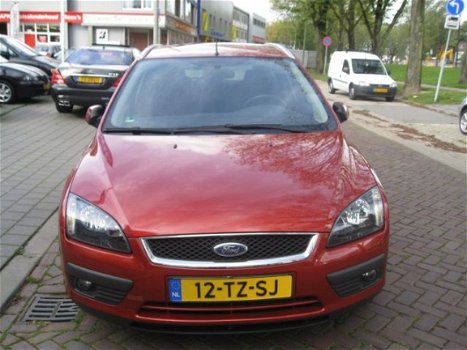 Ford Focus Wagon - 1.6 16V FUTURA - 1