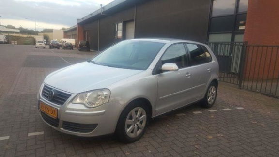 Volkswagen Polo - 1.9 TDI Trendline - 1