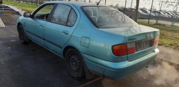 Nissan Primera - hatchback airco 3x 1600cc - 1