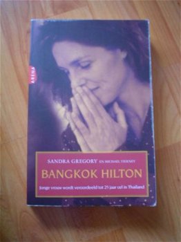 Bangkok Hilton door Sandra Gregory - 1