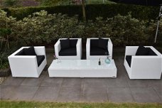 Loungestoel lounche fauteuil set terras tuin wit wicker nieuw.