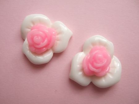 Mooie roos bloemen flatback ~ 17 mm ~ Wit - 0