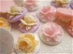 Brocante bloem medaillon flatback ~ 17 mm ~ Roze / crème - 2 - Thumbnail