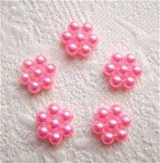 Klein parel bloemetje ~ 8 mm ~ Roze