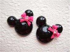 Zwarte Minnie Mouse flatback met strikje ~ 3 cm ~ Fuchsia roze