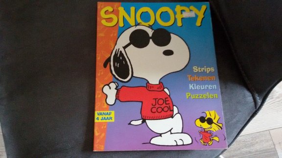 SNOOPY strips tekenen kleuren puzzelen - 1