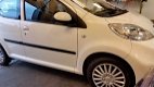 Peugeot 107 - 1.0-12V/Elektra pakket/2 Jaar APK /Garantie, - 1 - Thumbnail