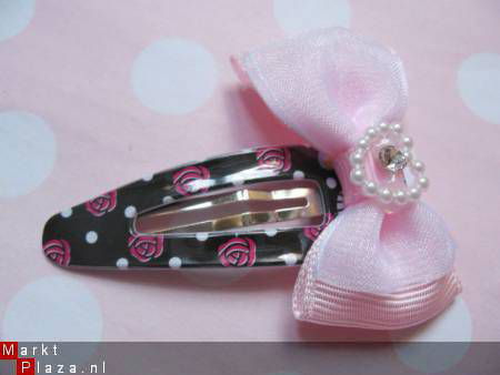 4 cm ~ Roze haarclip met hartjes - 4