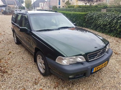 Volvo V70 - XC 2.5 T AWD Luxury defect - 1