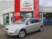 Ford Focus Wagon - 1.6 , Airco, Parkeersensoren - 1 - Thumbnail