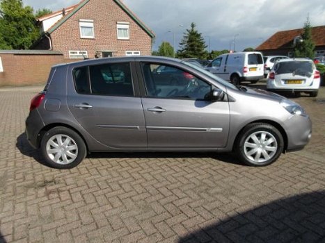 Renault Clio - 1.5 dCi Collection - 1