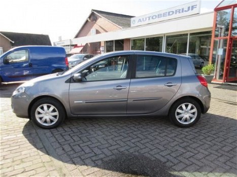 Renault Clio - 1.5 dCi Collection - 1