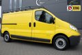 Renault Trafic - 2.0 dCi T29 L2H1 Eco Black Edition / 115 PK / Navigatie / Trekhaak / 1e eigenaar - 1 - Thumbnail