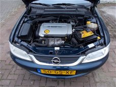 Opel Vectra - 1.6-16V BUSINESS