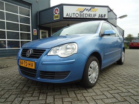 Volkswagen Polo - 1.2 Optive AIRCO - 1