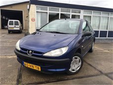 Peugeot 206 - Leuke 206- Stuurbekrachtiging - nwe APK - 2001 -1.4 XR