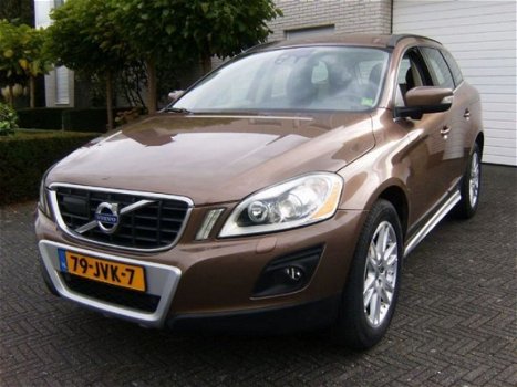 Volvo XC60 - 2.4 D5 Summum R-Edition Automaat Leder Navi Nieuwstaat - 1