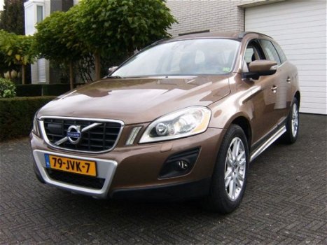 Volvo XC60 - 2.4 D5 Summum R-Edition Automaat Leder Navi Nieuwstaat - 1