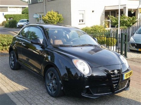 Alfa Romeo MiTo - 1.3 JTD Nieuwe Sportvelgen+banden leer NAP - 1