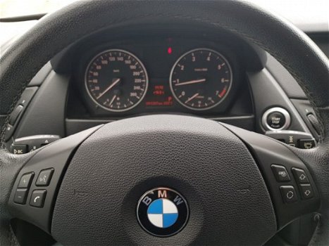 BMW X1 - S-DRIVE AUTOMAAT 150PK NAVI LM VELGEN - 1