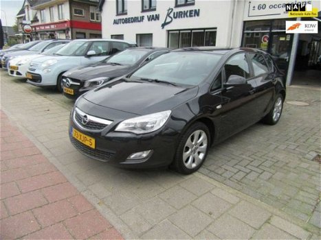 Opel Astra - 1.4 Turbo Business +, Navigatie, Climate control, Cruise control, L.M.Velgen - 1