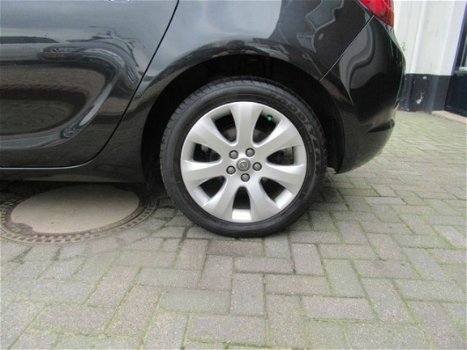 Opel Astra - 1.4 Turbo Business +, Navigatie, Climate control, Cruise control, L.M.Velgen - 1