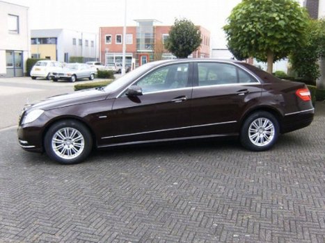 Mercedes-Benz E-klasse - 350 CDI Elegance Automaat Leder Navi 1e Eig. Nieuwstaat - 1