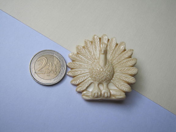 Broche kunststof pauw paradijs vogel 4.9x4.7 cm - Afbeelding 5