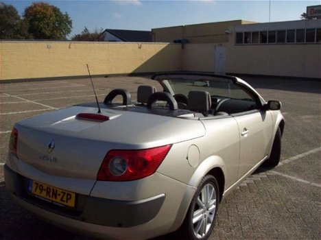 Renault Mégane Cabrio - 1.9dci privilege comfort cabriolet - 1