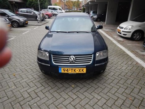 Volkswagen Passat - 4.0 W8 4Motion - 1