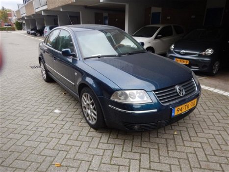 Volkswagen Passat - 4.0 W8 4Motion - 1