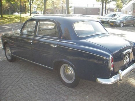 Peugeot 403 - 403 Sedan in redelijke staat - 1