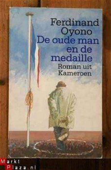 Ferdinand Oyono - De oude man en de medaille