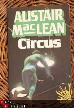 Alistair McLean - Circus - 1