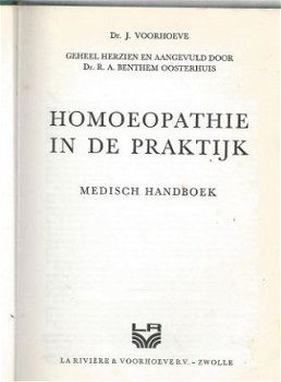 DR. J. VOORHOEVE**HOMOEOPATHIE IN DE PRAKTIJK**GROENE SKYVER - 2