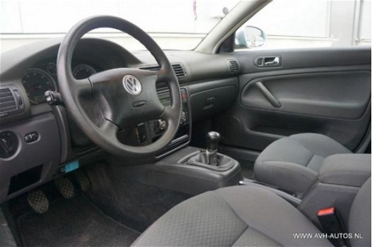 Volkswagen Passat - 2.0 comfort - 1