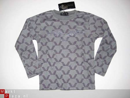 grijs shirt met V opdruk in paars in mt 122/128 - 1