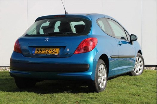 Peugeot 207 - 1.4-16V X-line - 1