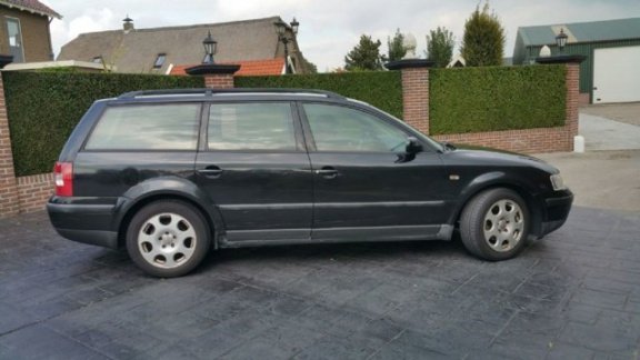 Volkswagen Passat Variant - 1.9 tdi 110 pk vol opties INRUIL MOGELIJK 1.9 TDI 110pk Variant - 1