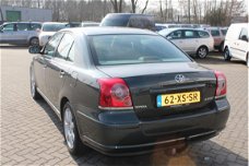 Toyota Avensis - 2.0 VVTI EXECUTIVE BUSINESS airco, climate control, radio cd speler, groot navigati