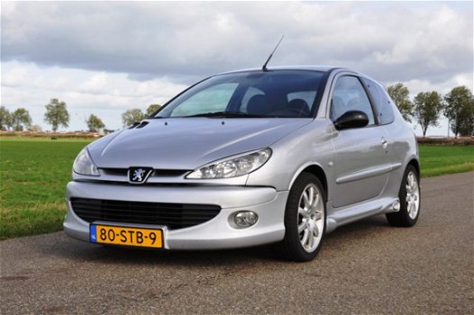 Peugeot 206 - 2.0-16V Grand Tourisme In zeer goede staat met nieuwe APK - 1